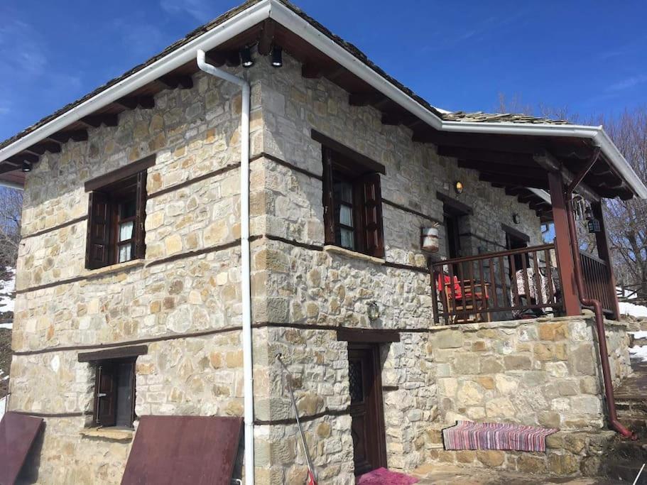 Παραδοσιακή Πέτρινη Κατοικία Στην Βλάχα Ελάτης Eksteriør bilde